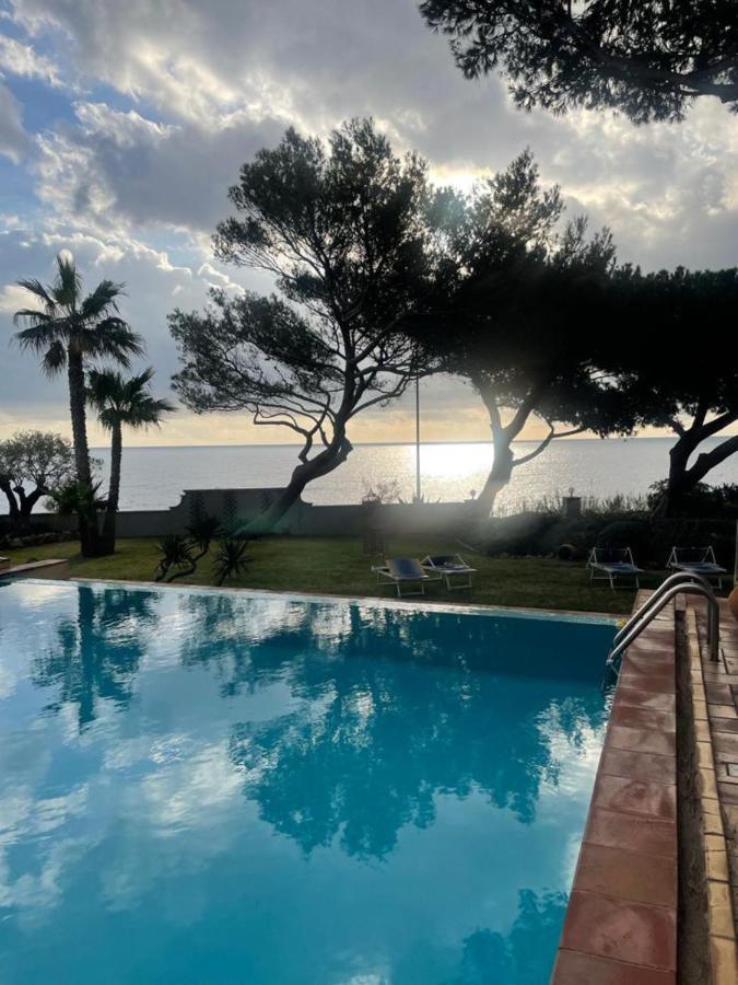 Villa Les Glycines Les Issambres Dış mekan fotoğraf