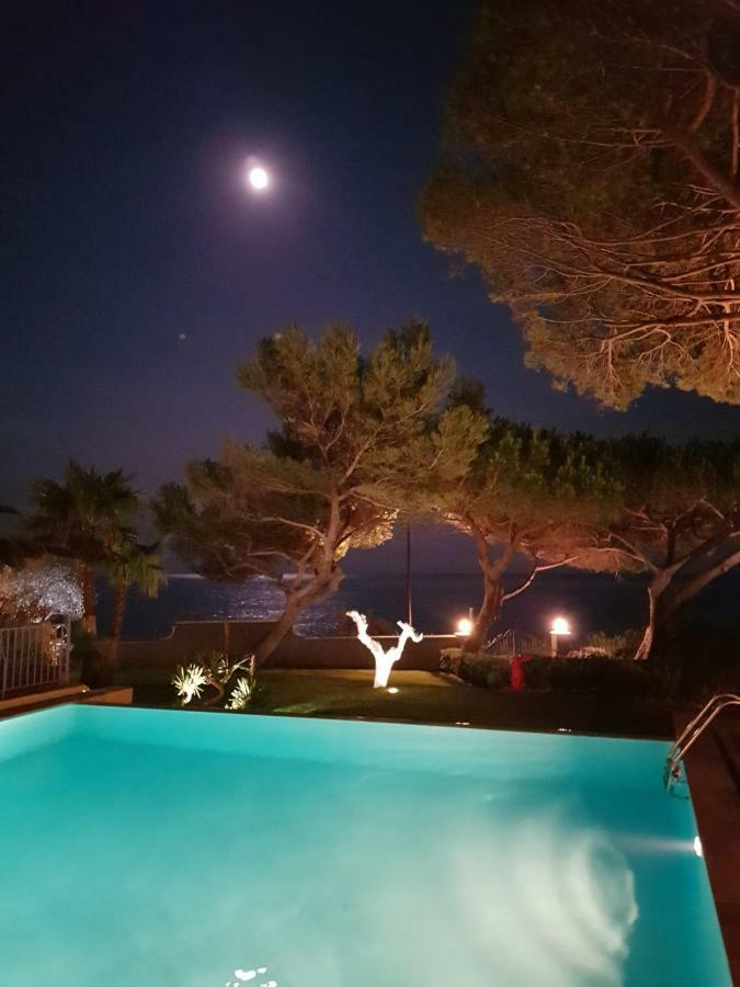 Villa Les Glycines Les Issambres Dış mekan fotoğraf